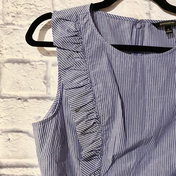 Banana Republic Blue Sleeveless Ruffle Shirt - Picture 5 of 7